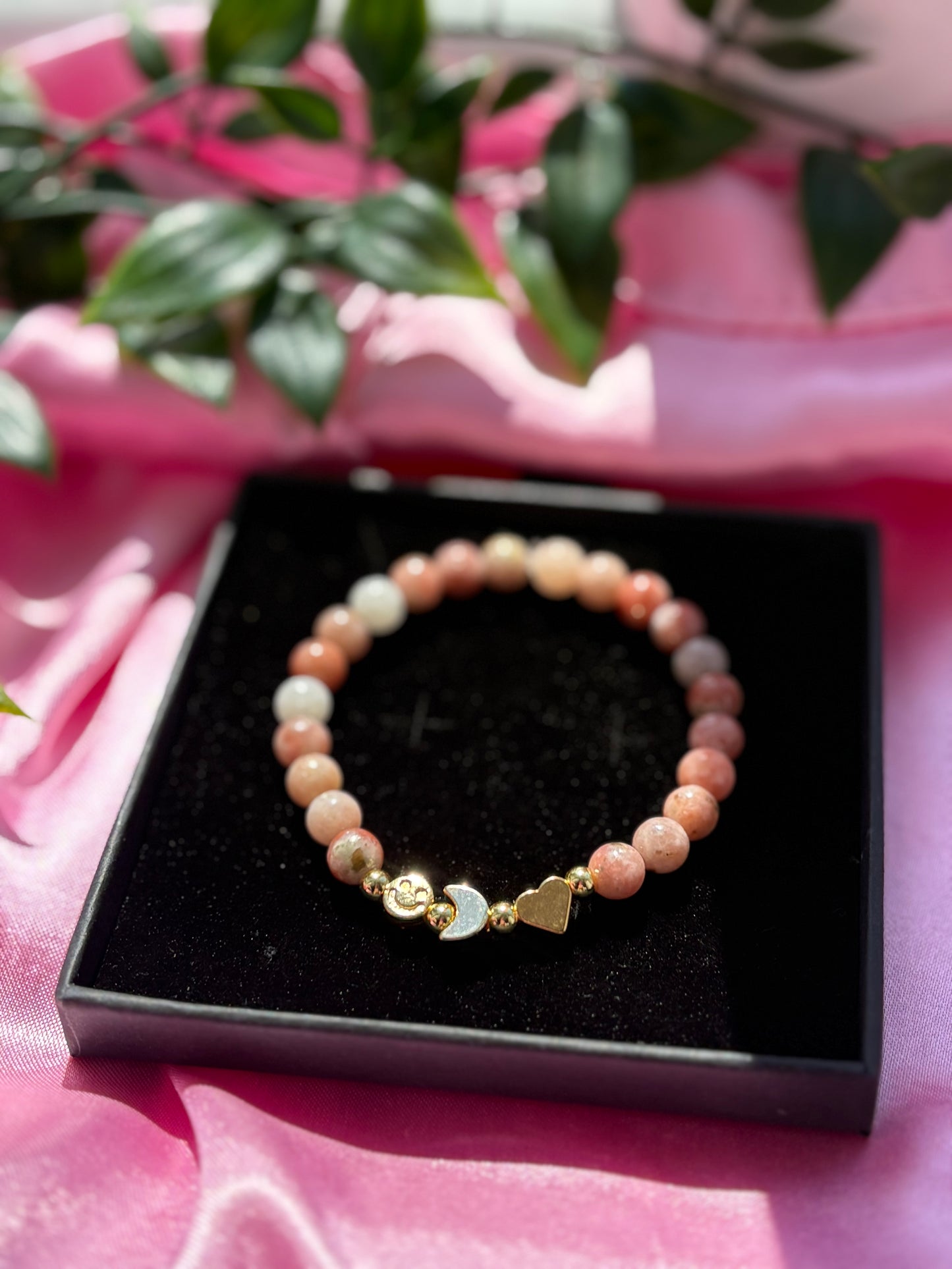 Lepidolite/ anxiety relief / positive energy / protection