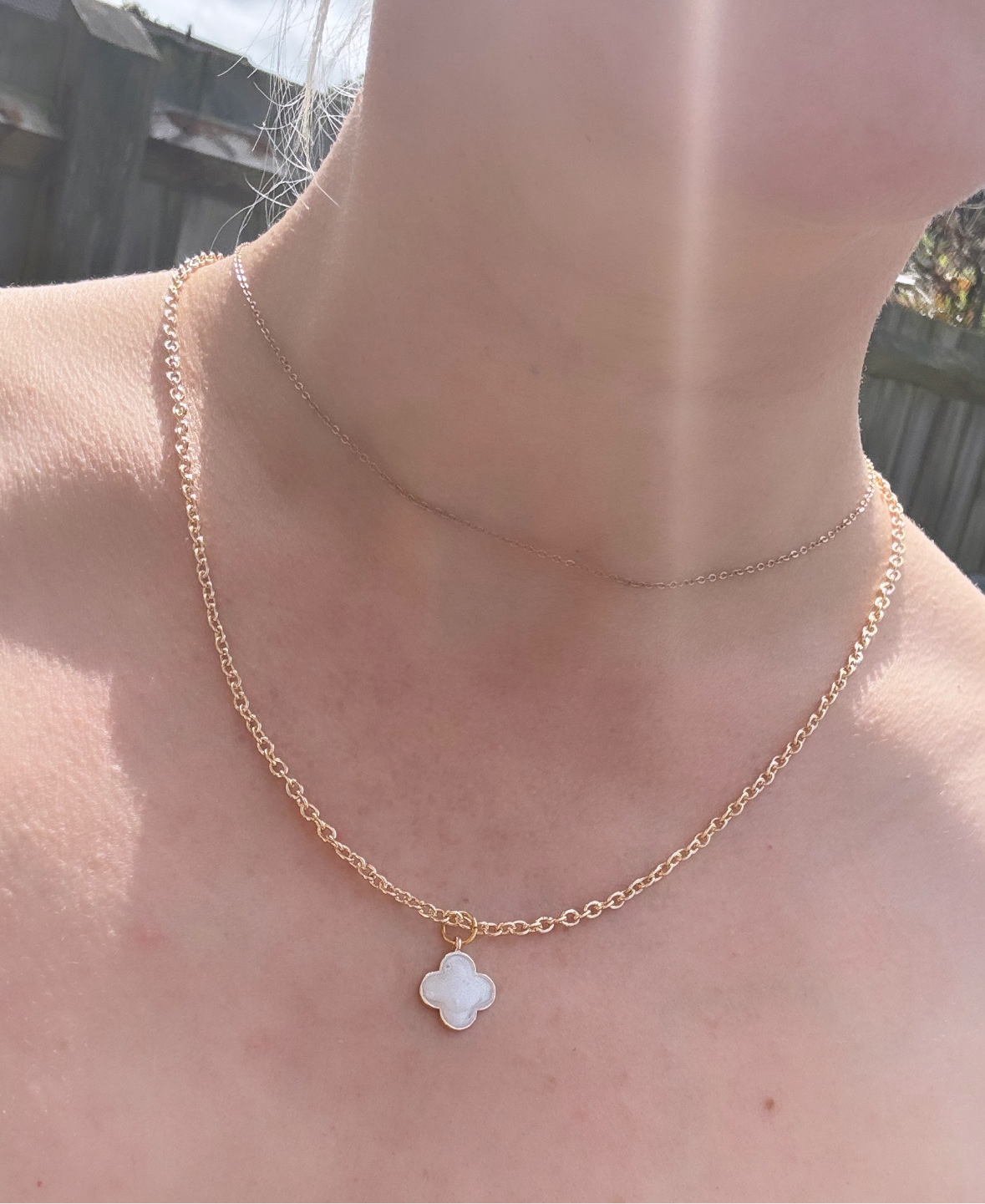 Four leaf clover mother of pearl 24k plated necklace