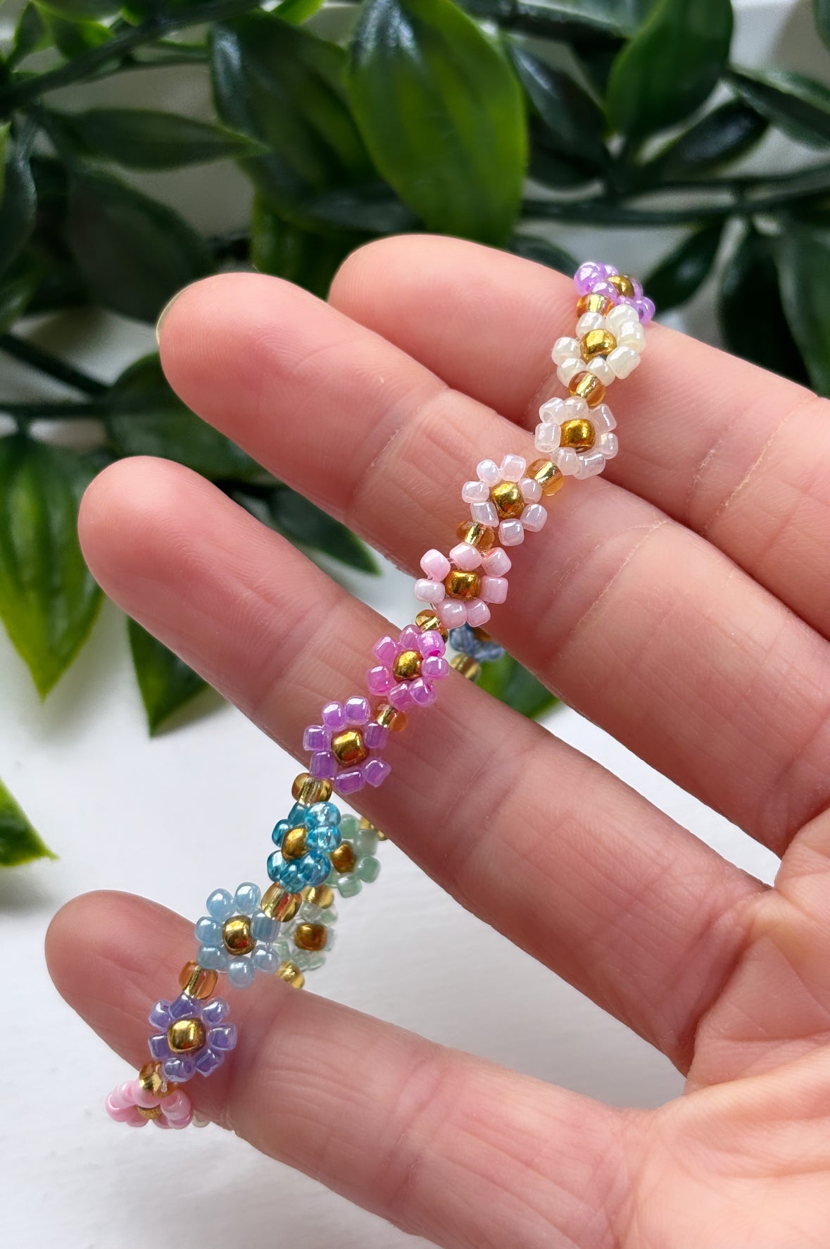 Pastel mix flower beaded bracelet