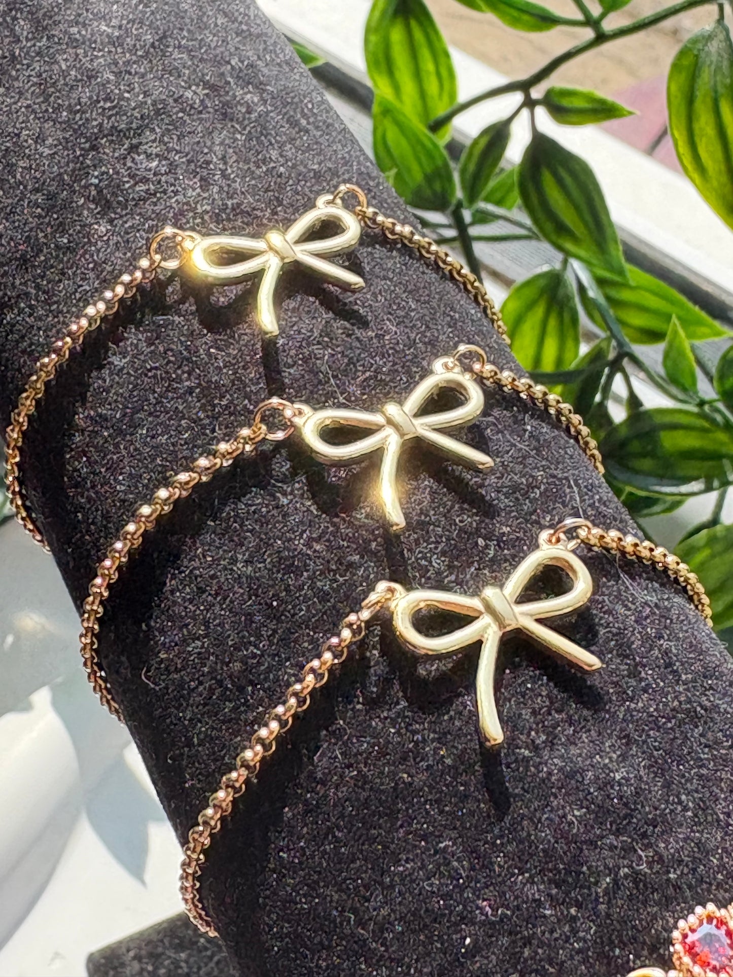 Stainless steel bow bracelets / waterproof/ tarnish resistant/ adjustable