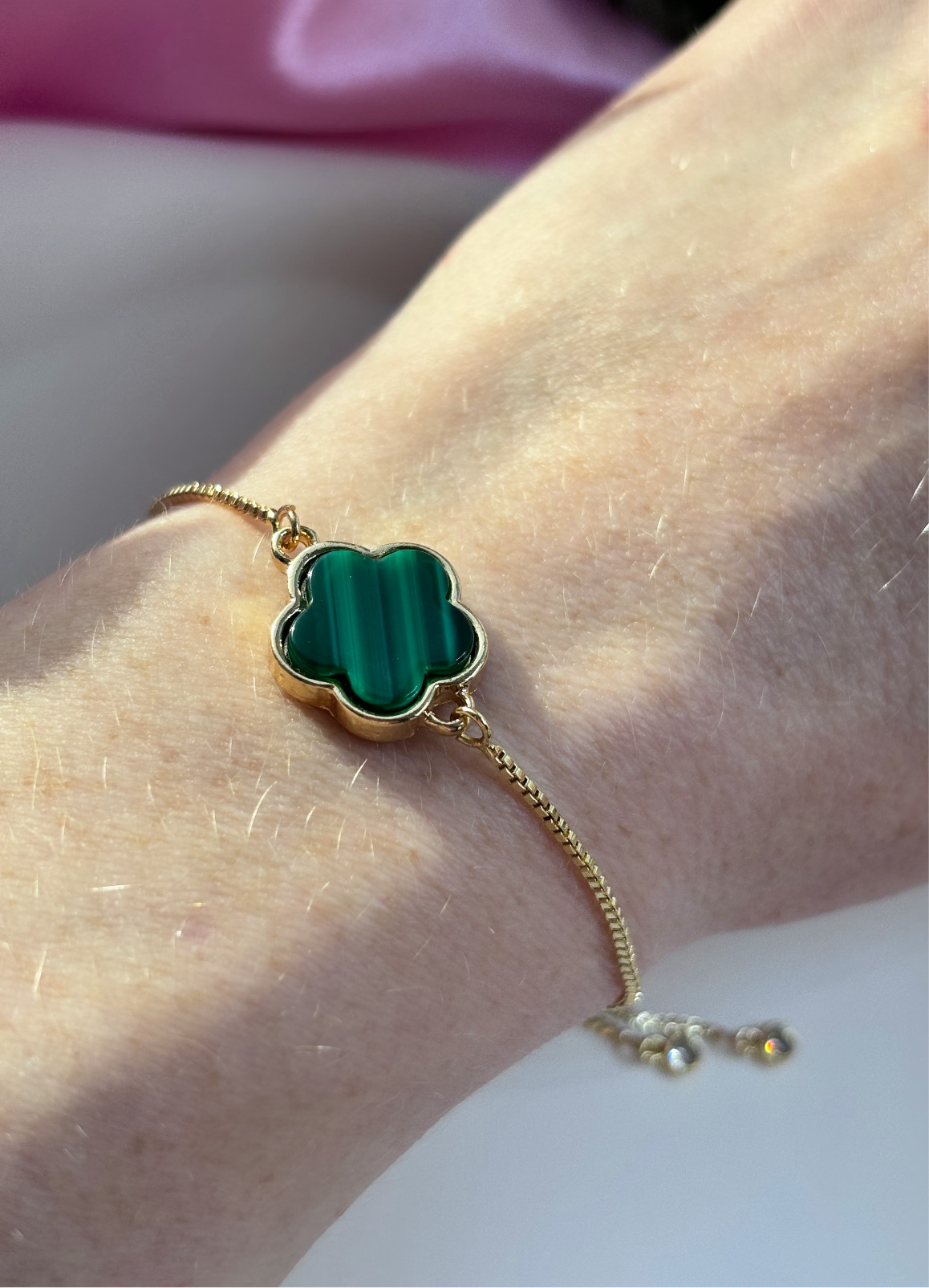 Clover leaf 18k gold plated non tarnishing adjustable bracelet | women’s jewellery | lucky clover leaf bracelet