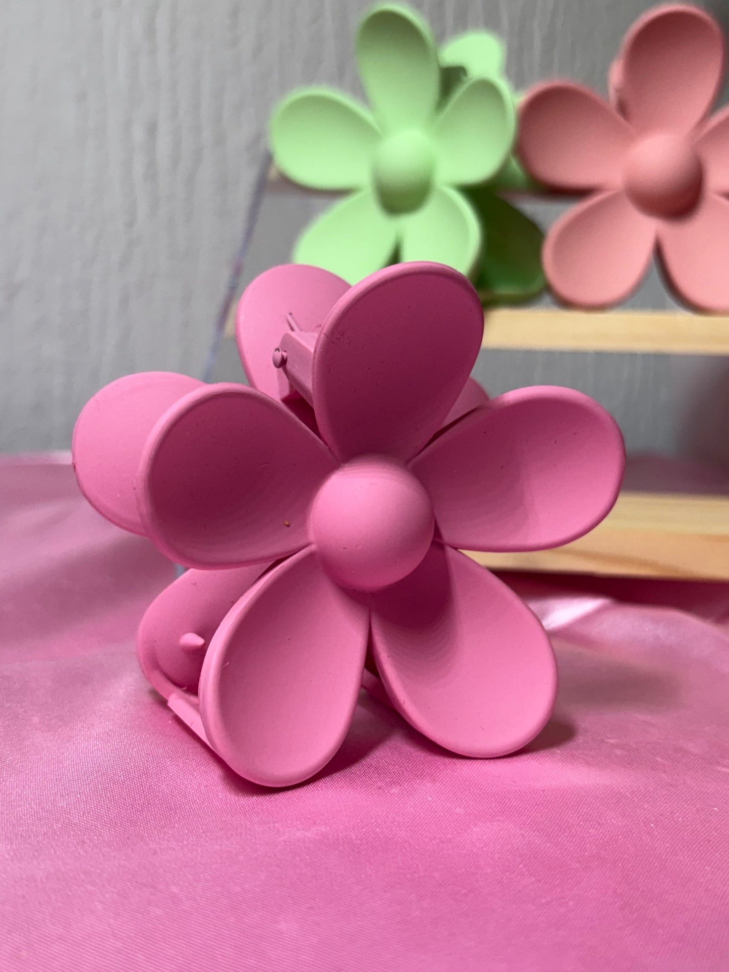 Flower claw clips large flower clips / summer hair accessories