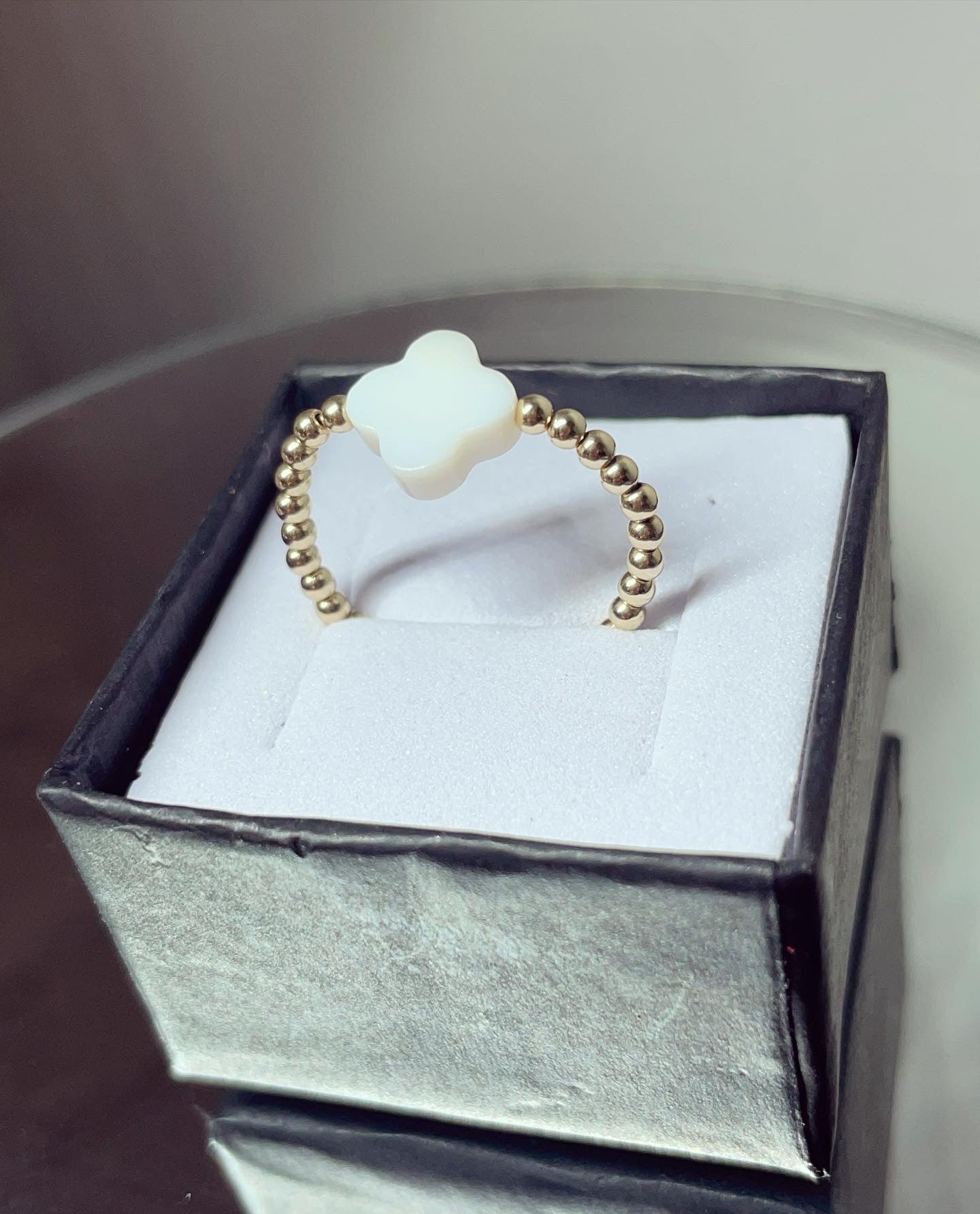 Mother of Pearl clover leaf gold filled ring | gold ring | clover leaf ring 💍