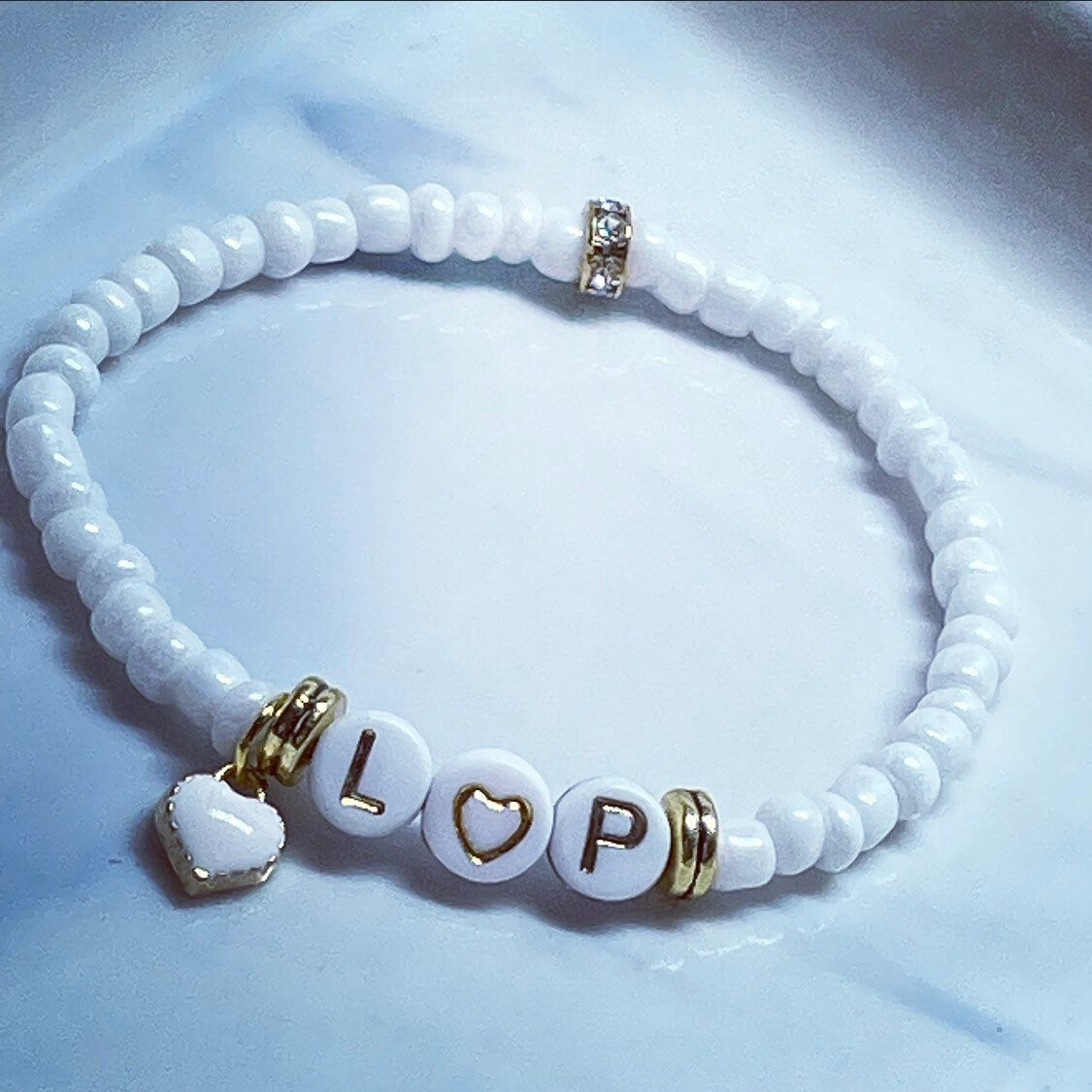 Bright white Pearl glass seed bead personalised bracelet with heart charm