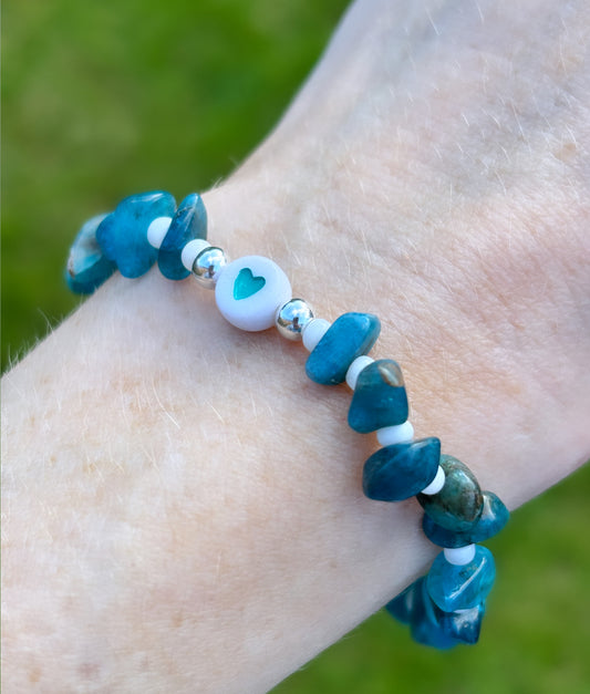 Apatite crystal heart beaded bracelet