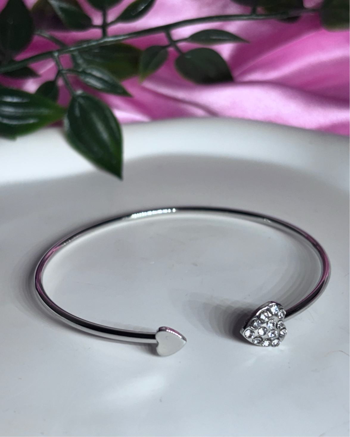 Simple elegant Diamanté heart bangle gold & silver