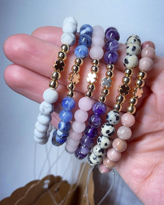 Clover leaf crystal healing bracelets