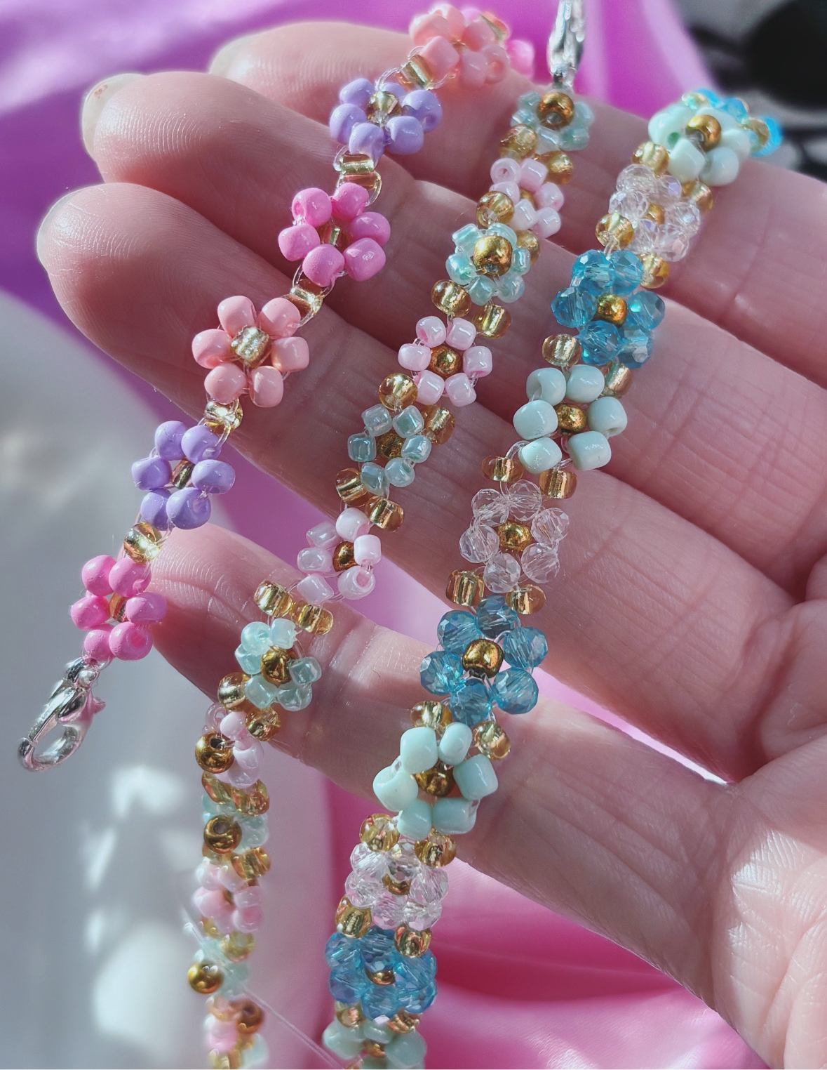 Dainty beaded flower link bracelets