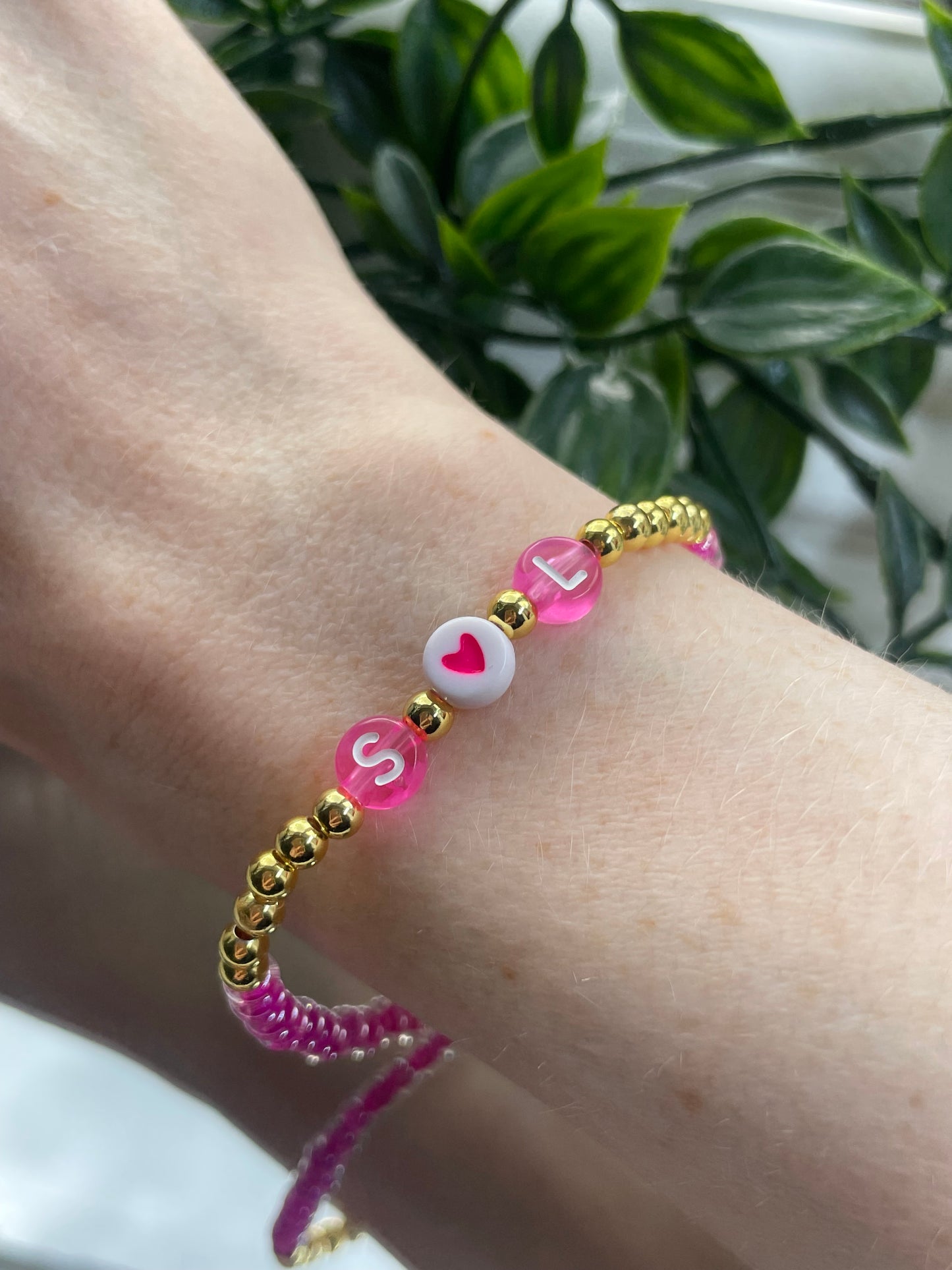 Personalised hot pink & 18k gold plated glass bead bracelet
