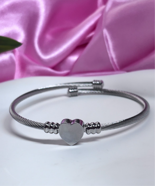 Simple heart design bangle adjustable stainless steel tarnish resistant