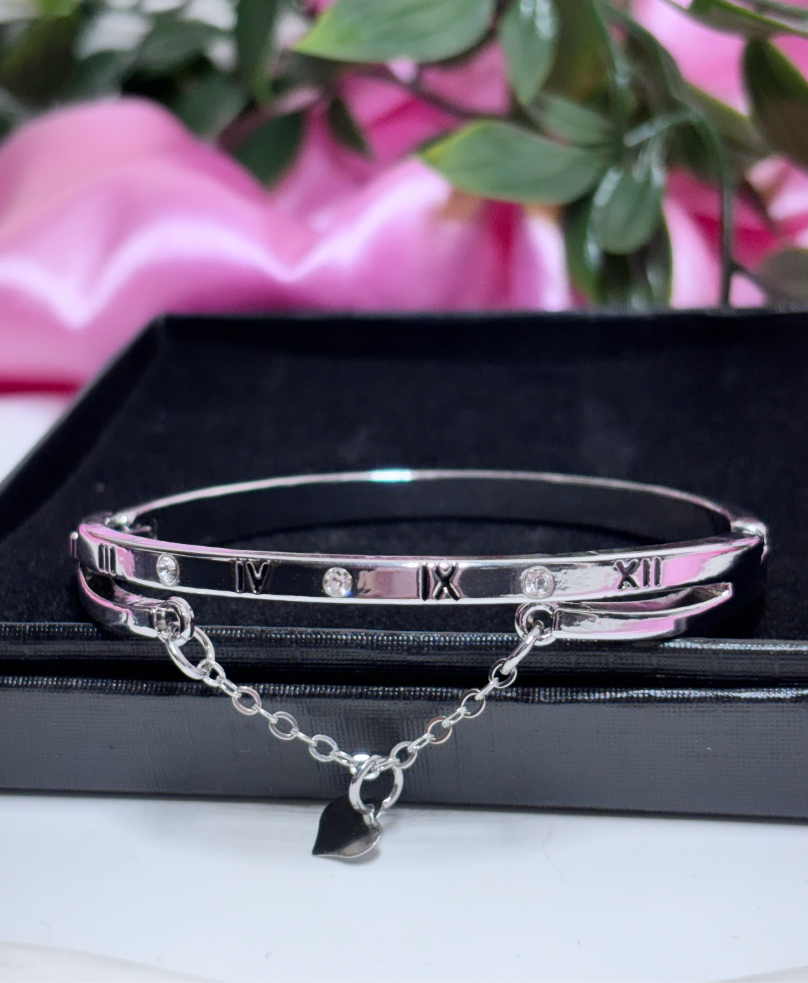 Roman numerals heart chain bangle