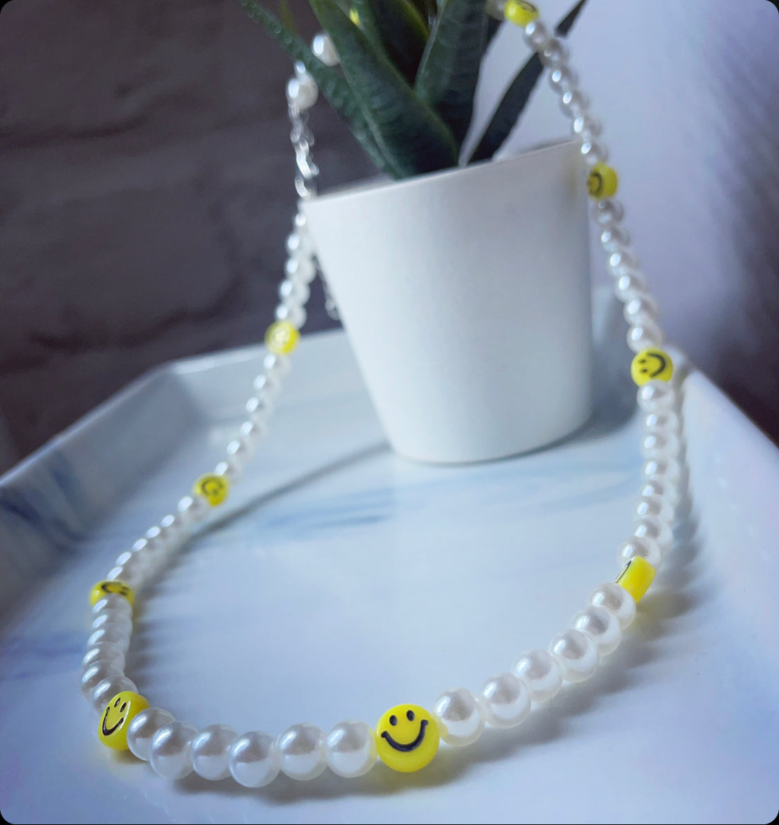 Smiley & pearl beaded necklace