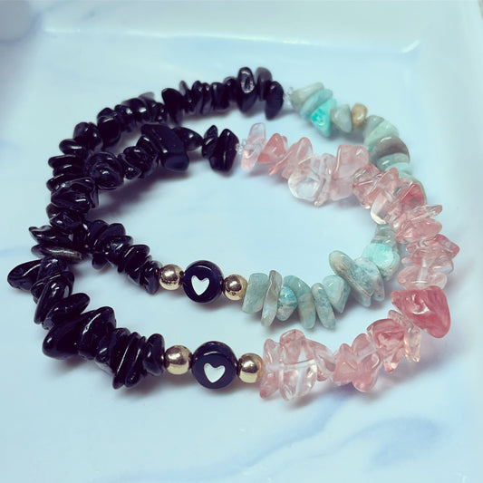 tourmaline, cherry Quartz and amazonite dispels negativity, dispels stress and anxiety